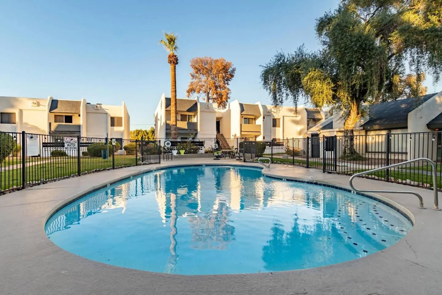 1Bd1Bathking Bed,Pool,Central,Wifi,Wd フェニックス