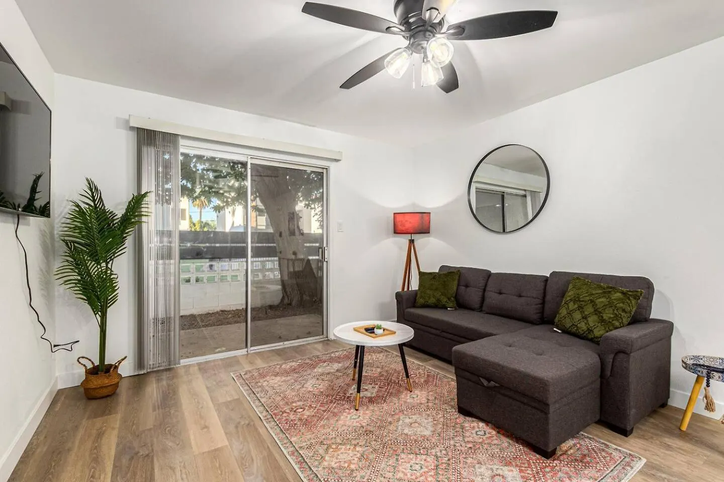 1Bd1Bathking Bed,Pool,Central,Wifi,Wd フェニックス アパート
